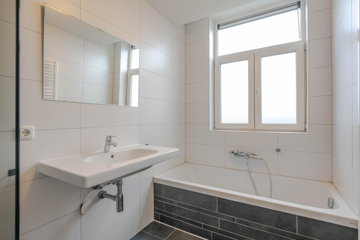 Appartement te koop: Groene Hilledijk 204A02, Rotterdam