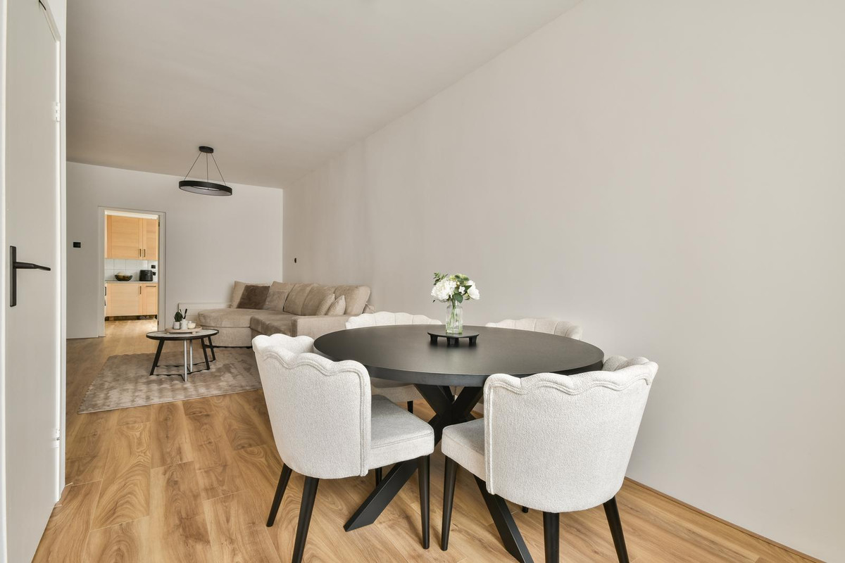 Tussenwoning te koop: Valkstraat 48, Zaandam