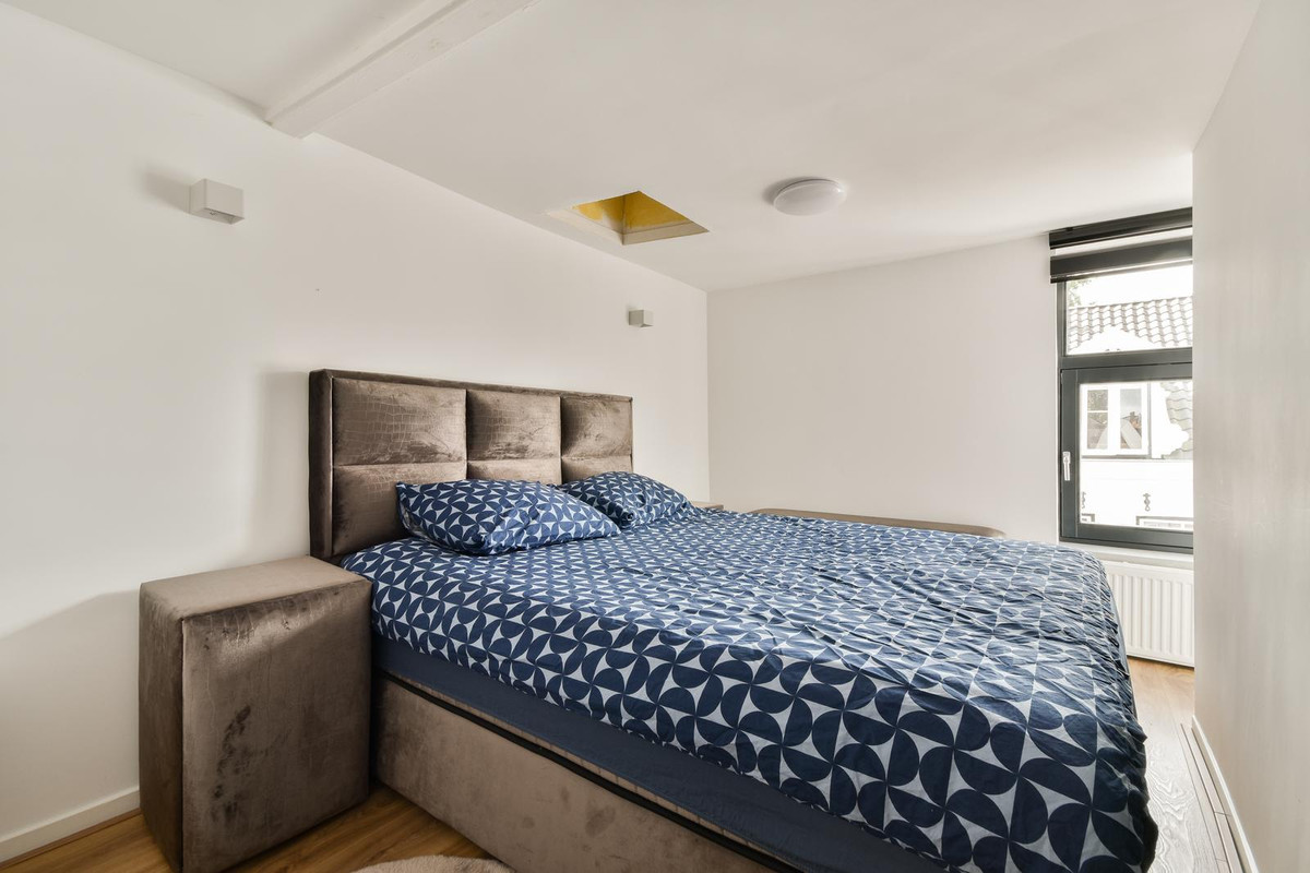 Tussenwoning te koop: Valkstraat 48, Zaandam