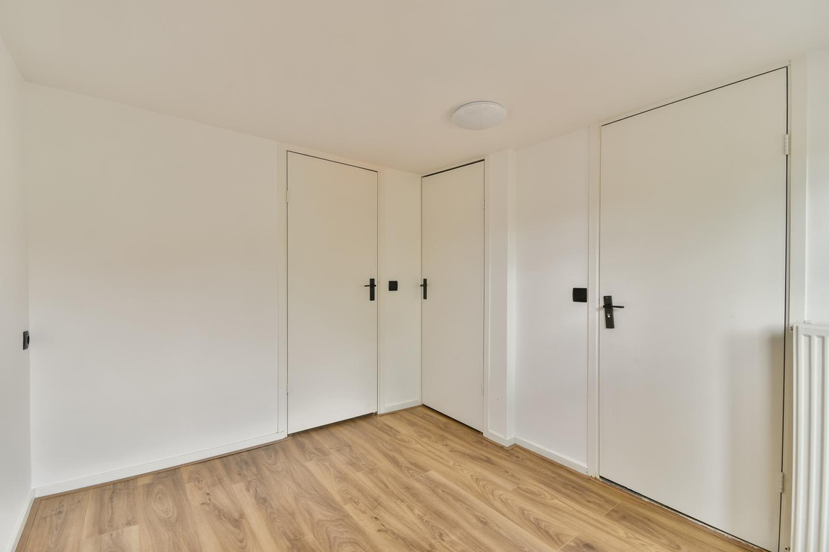 Tussenwoning te koop: Valkstraat 48, Zaandam