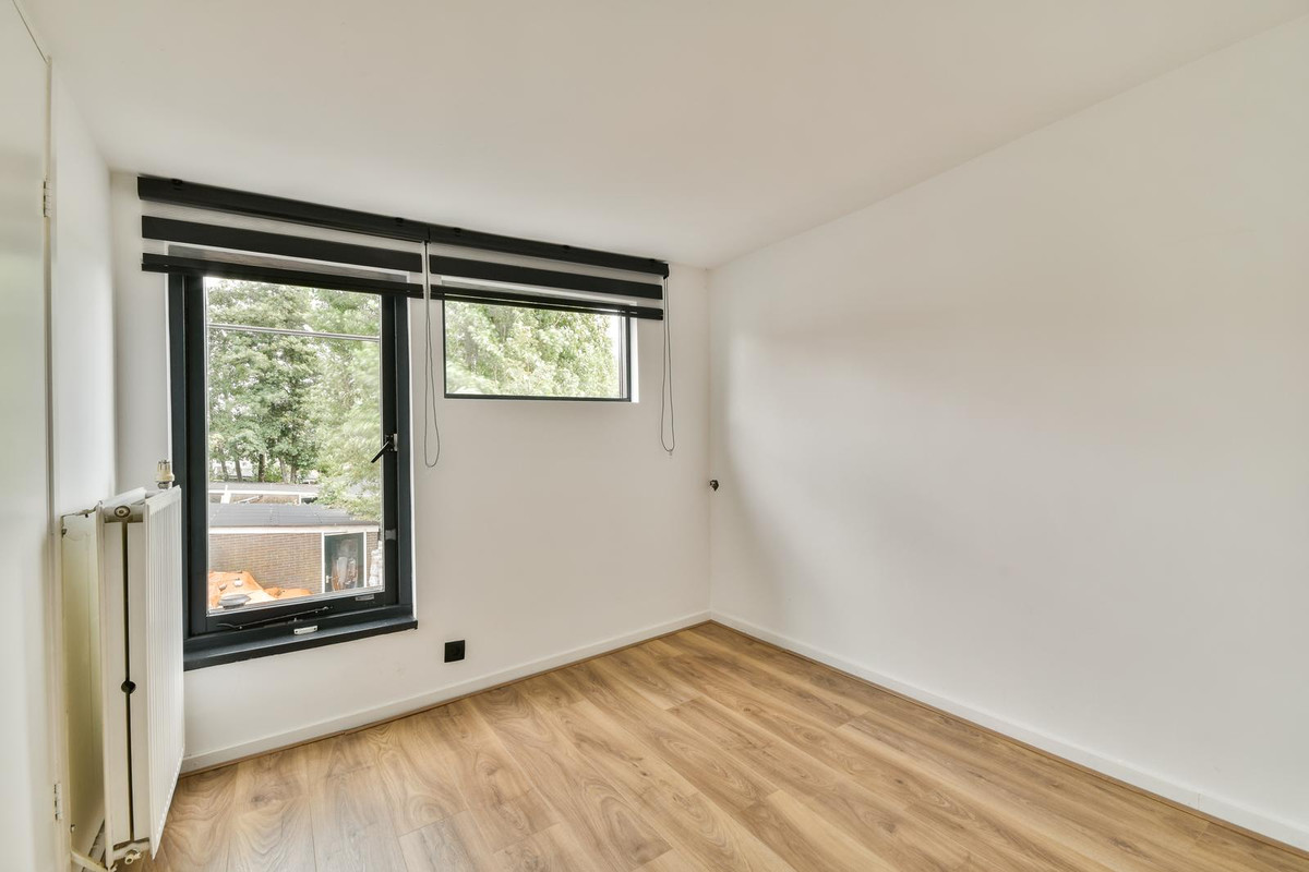 Tussenwoning te koop: Valkstraat 48, Zaandam