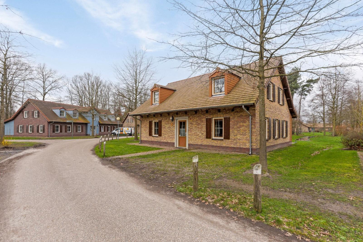 Vrijstaande woning te koop: Trancheeweg 7-542, Weert