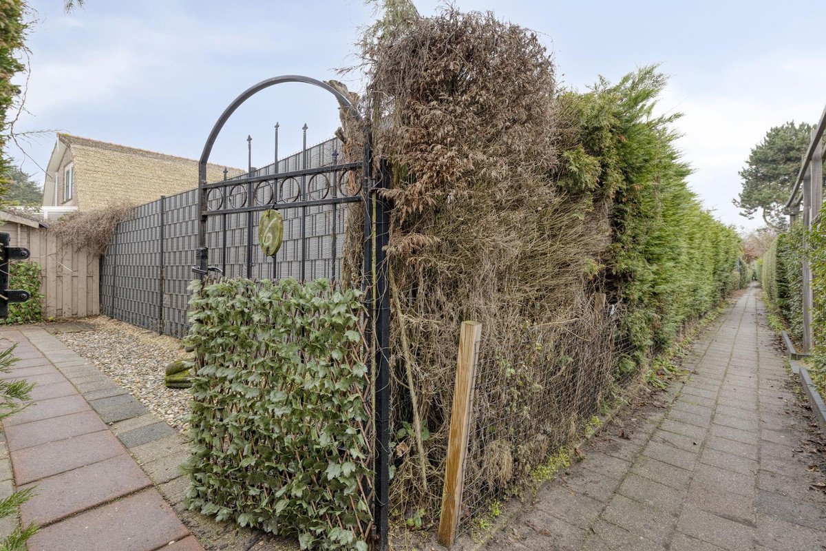 Vrijstaande woning te koop: De Bullewei 6, Noordwijk