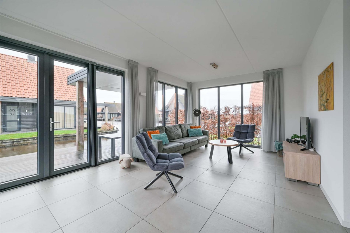 Vrijstaande woning te koop: Waterstaete 52, Ossenzijl