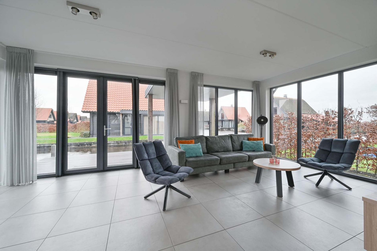 Vrijstaande woning te koop: Waterstaete 52, Ossenzijl