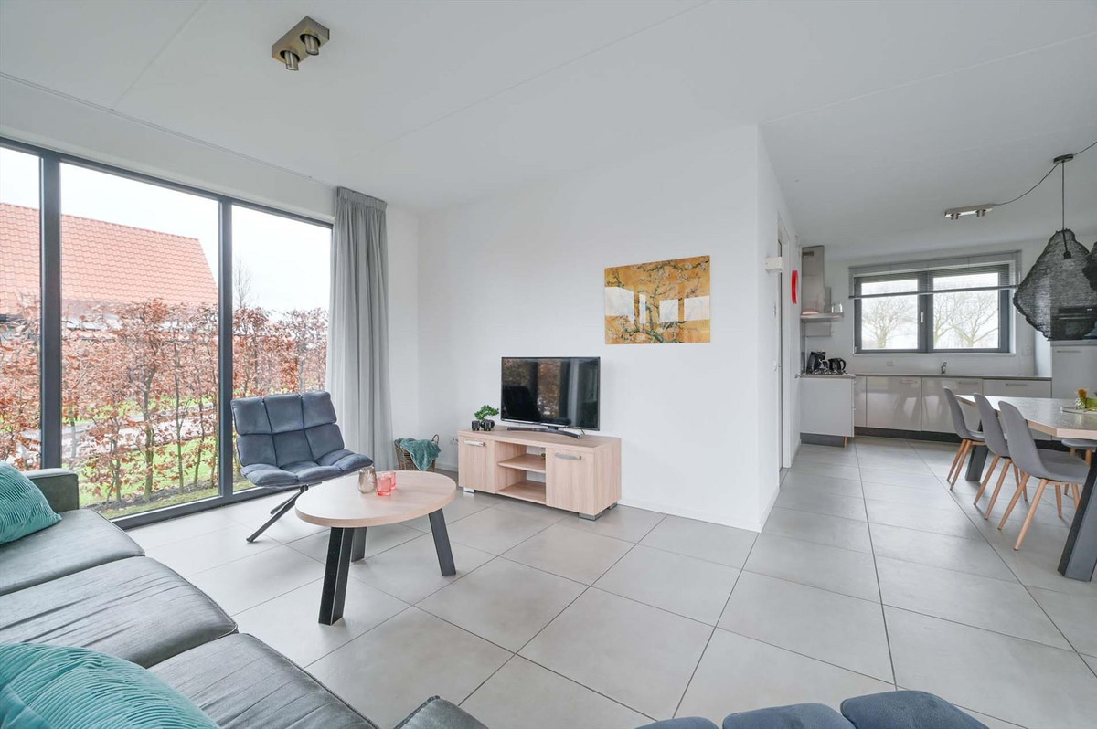 Vrijstaande woning te koop: Waterstaete 52, Ossenzijl