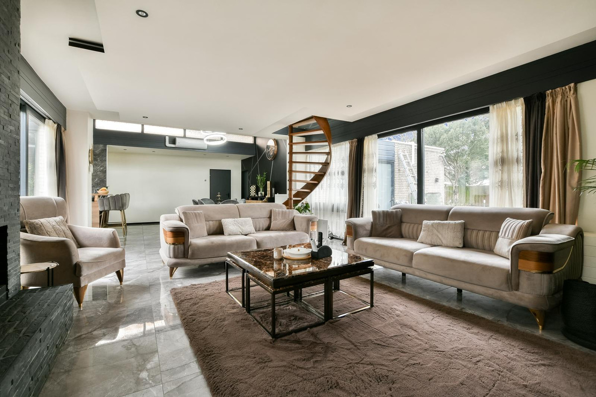 Tussenwoning te koop: Prinsenhof 8, Badhoevedorp