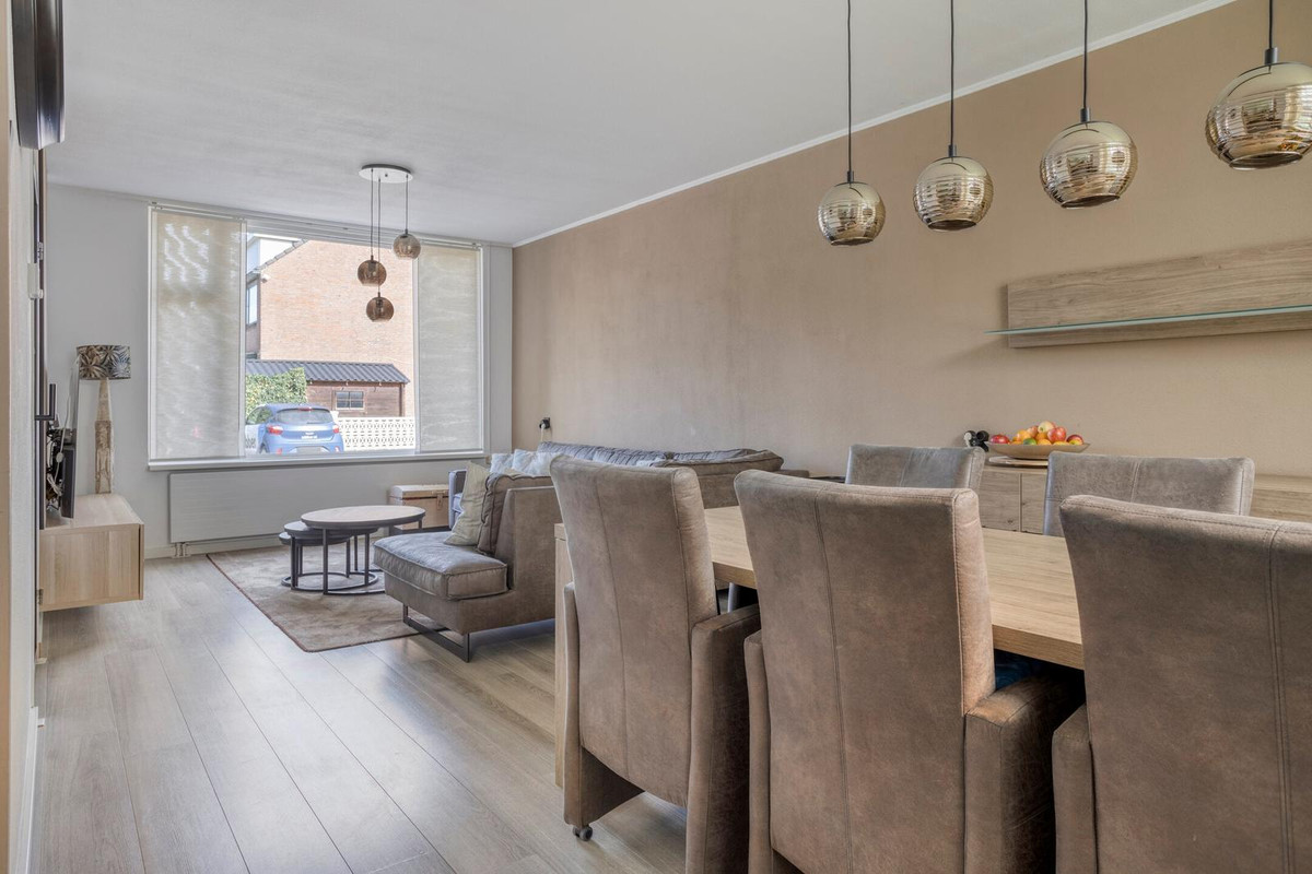 Tussenwoning te koop: Schuberthof 134, Terneuzen