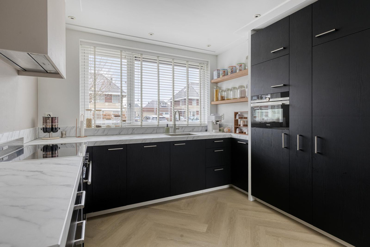 Tussenwoning te koop: Jasmijn 19, Heerhugowaard