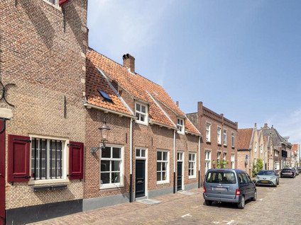 Hoogstraat 13