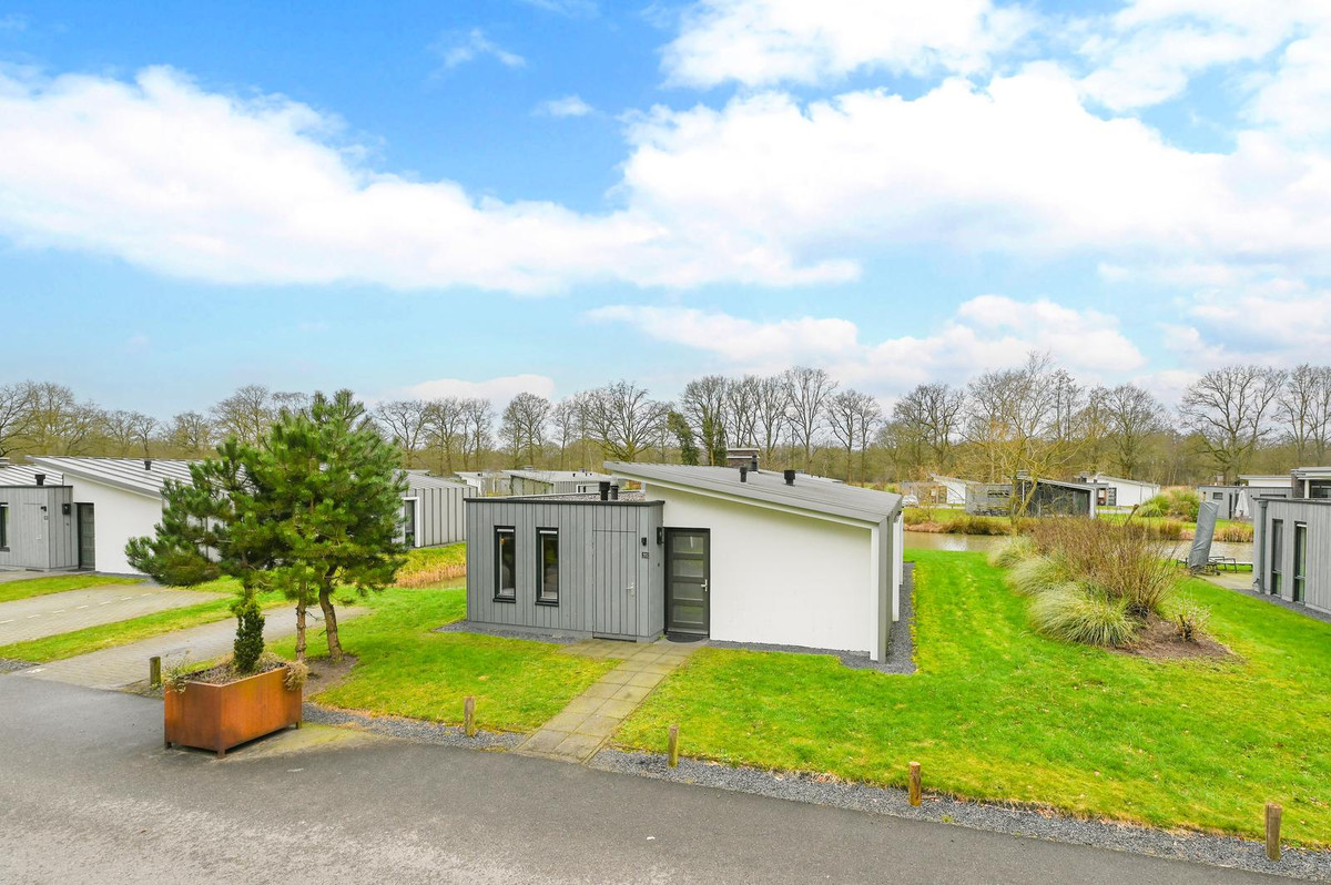 Appartement te koop: Dwarsweg 73A035, Overberg