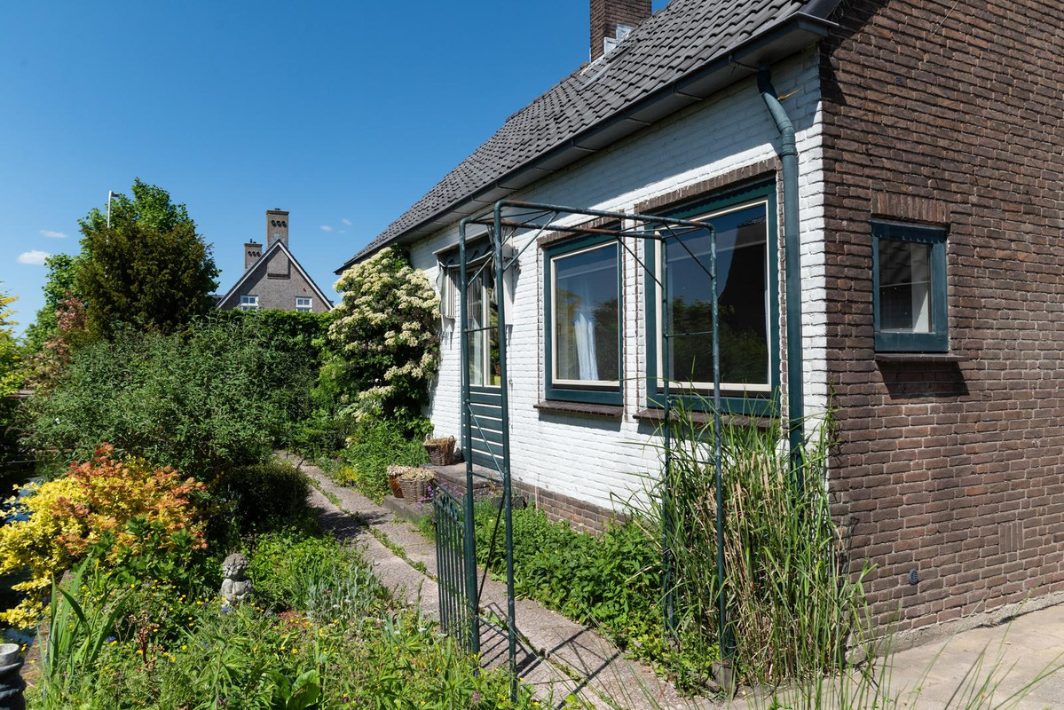 Vrijstaande woning te koop: Oosteinderweg 308, Aalsmeer