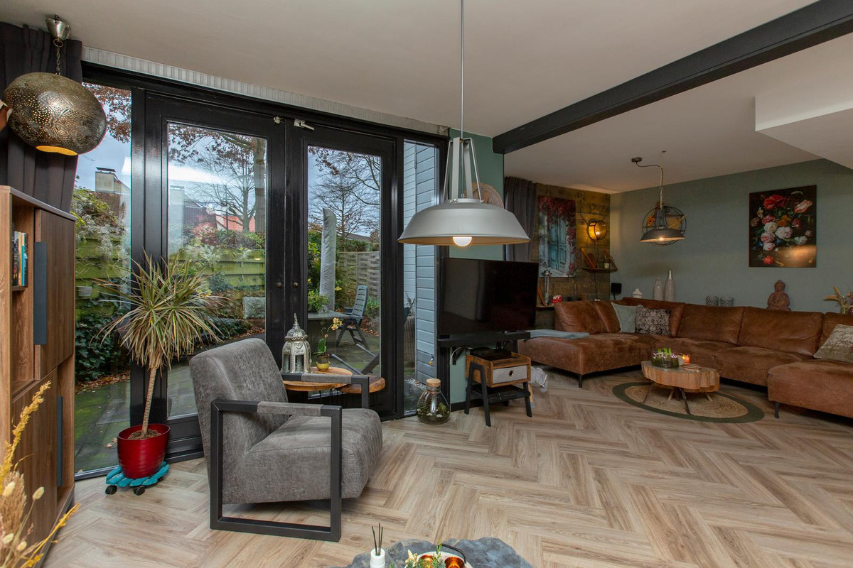 Hoekwoning te huur: Valkenkamp 10, Maarssen