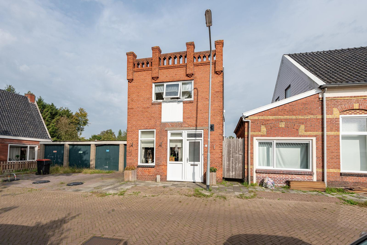 Hoekwoning te koop: St. Vitusstraat 1C, Winschoten