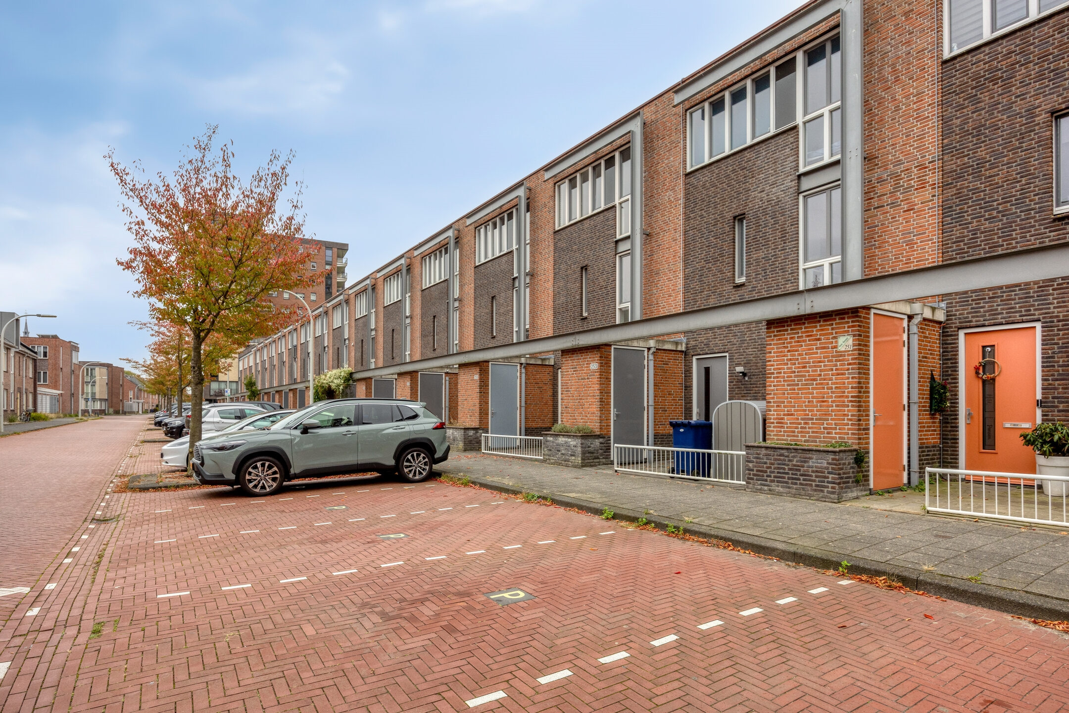 Herenhuis aan Fluitschiplaan 255