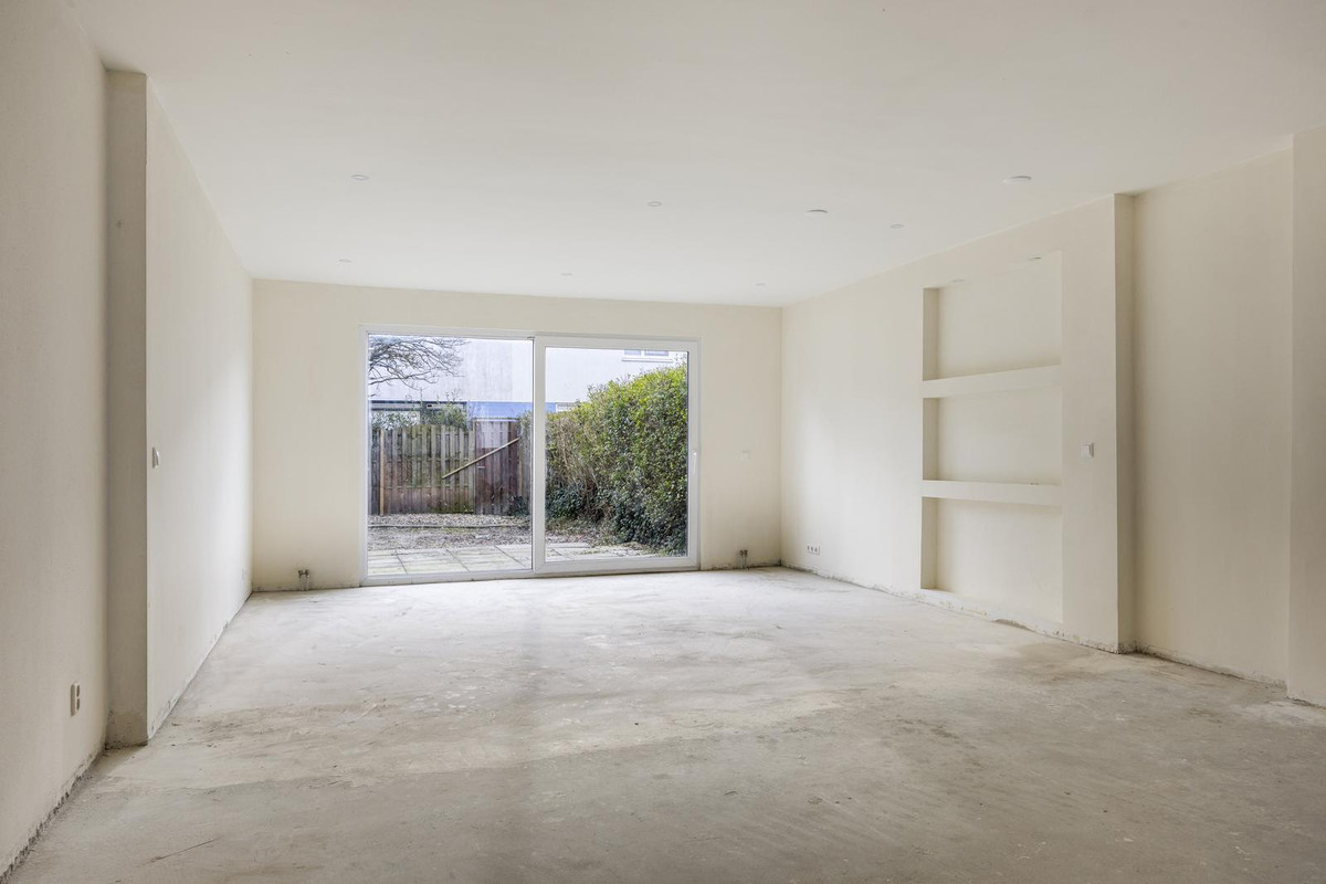 Tussenwoning te koop: Nehrusingel 130, Rotterdam
