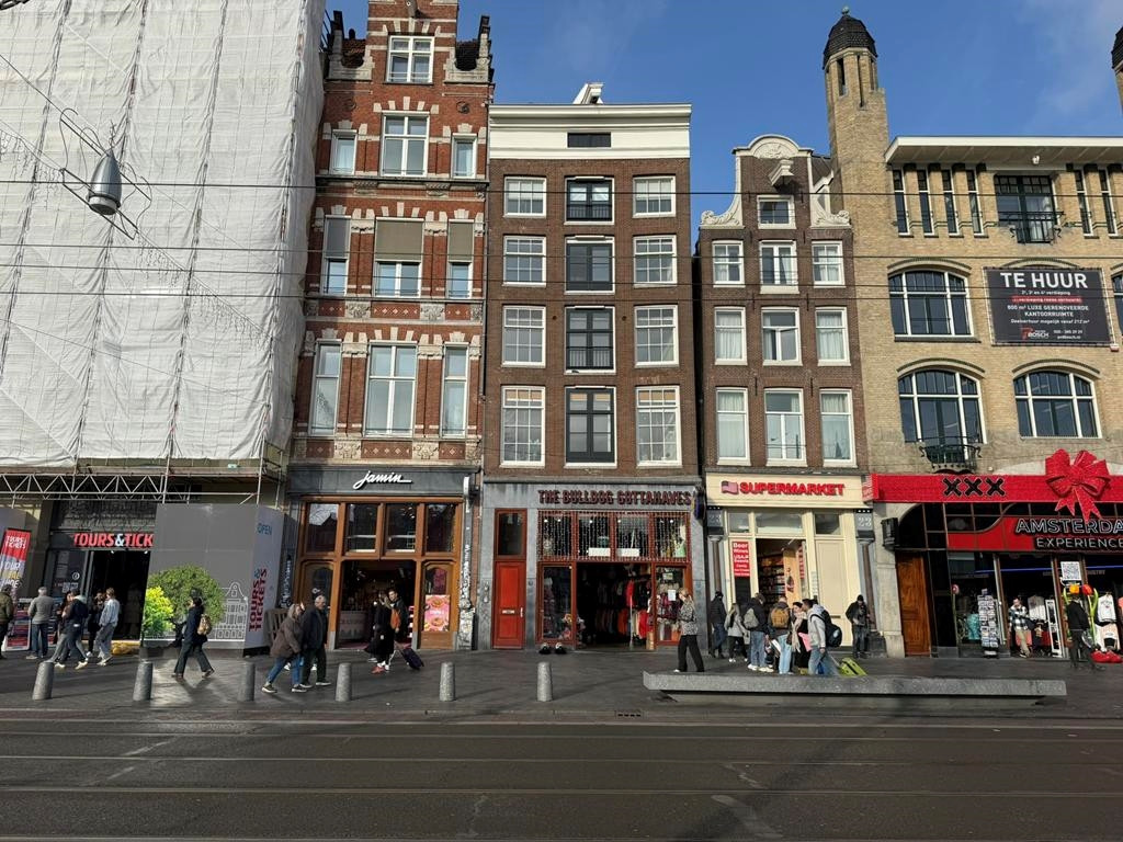 Bovenwoning aan Damrak 24-D, Amsterdam