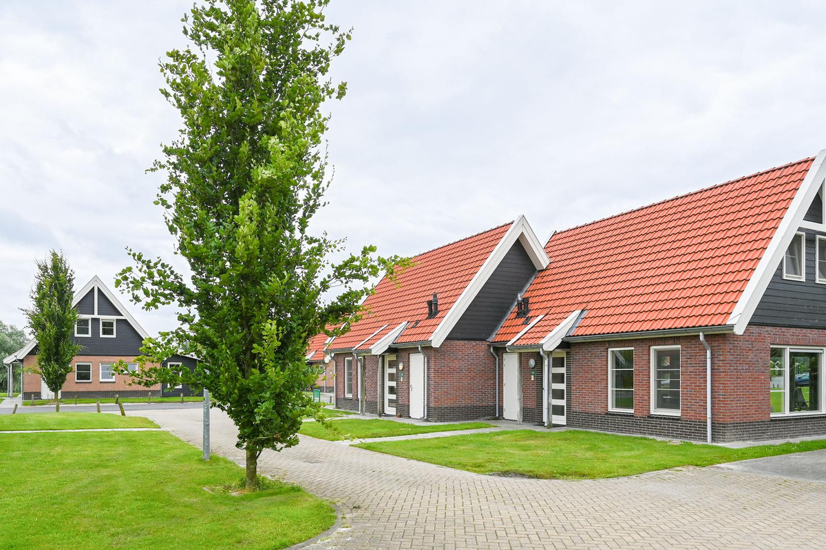 Twee-onder-één-kap te koop: Leuvenumse beek 59-1059, Biddinghuizen