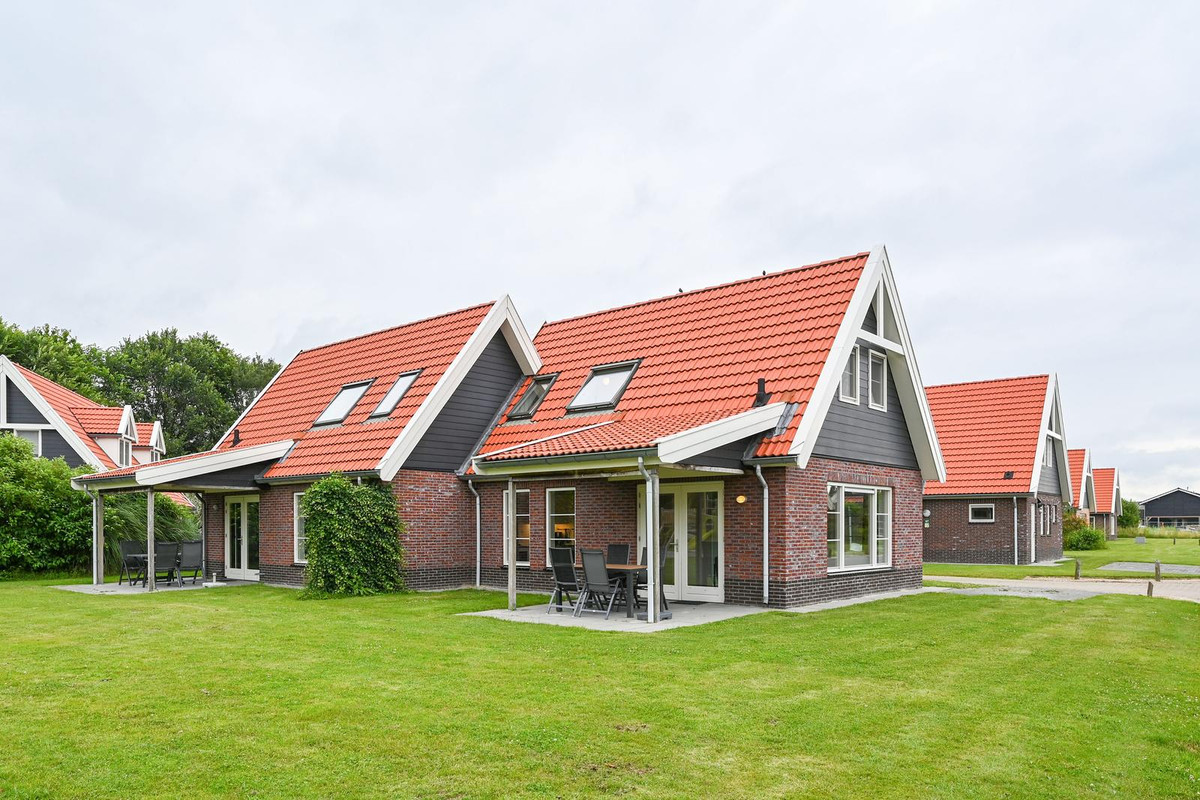 Twee-onder-één-kap te koop: Leuvenumse beek 59-1059, Biddinghuizen