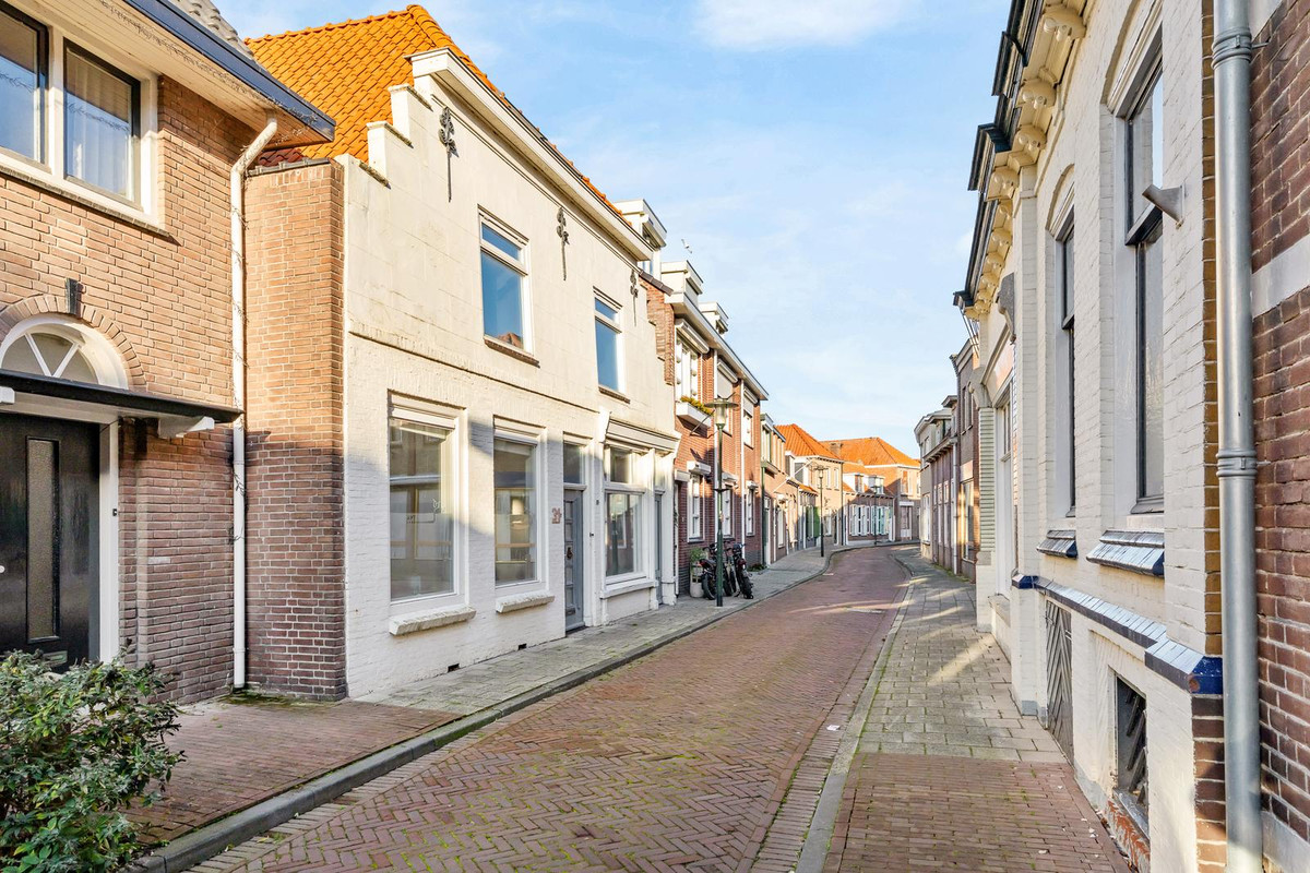 Tussenwoning te koop: Dalemsestraat 31, Tholen