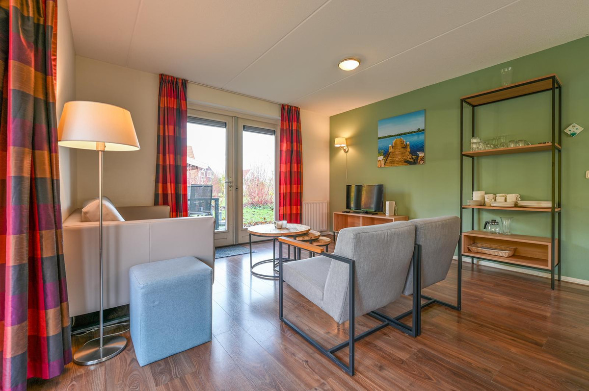 Twee-onder-één-kap te koop: Leuvenumse beek 12-1012, Biddinghuizen