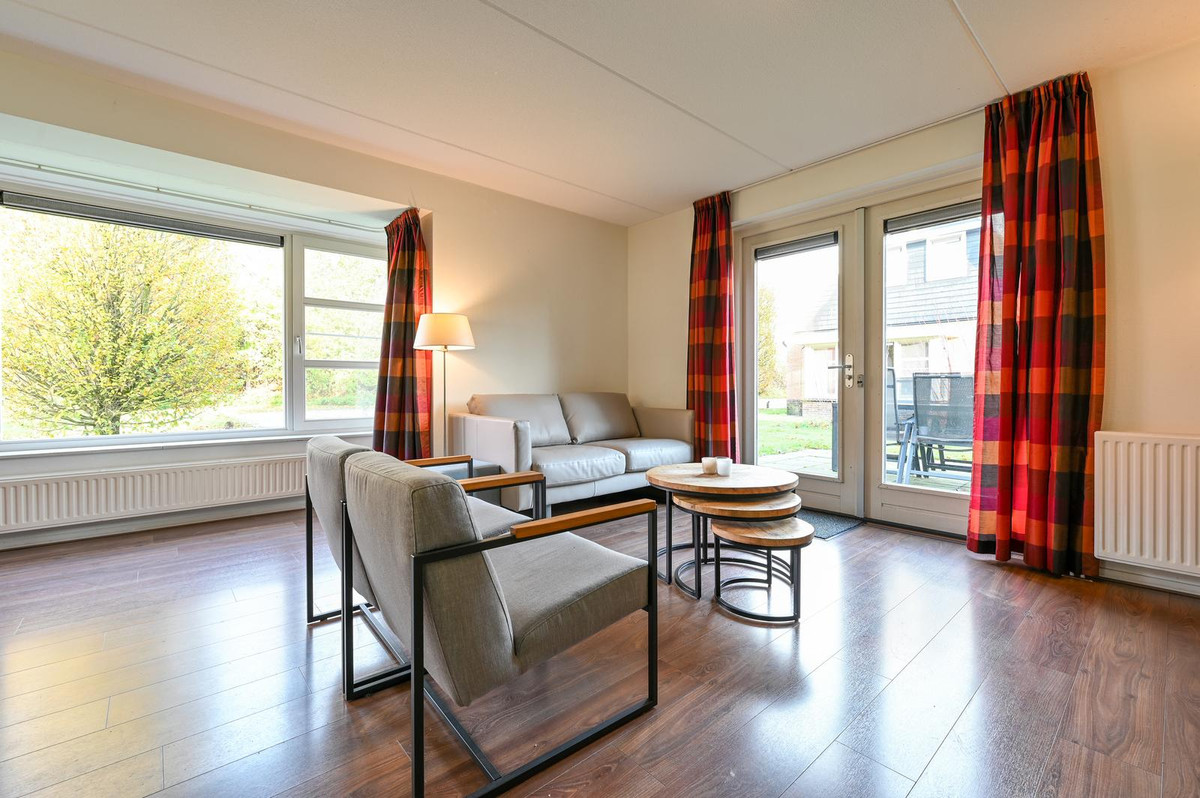 Twee-onder-één-kap te koop: Leuvenumse beek 12-1012, Biddinghuizen