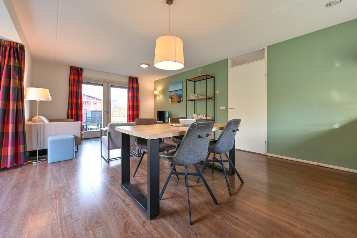 Twee-onder-één-kap te koop: Leuvenumse beek 12-1012, Biddinghuizen