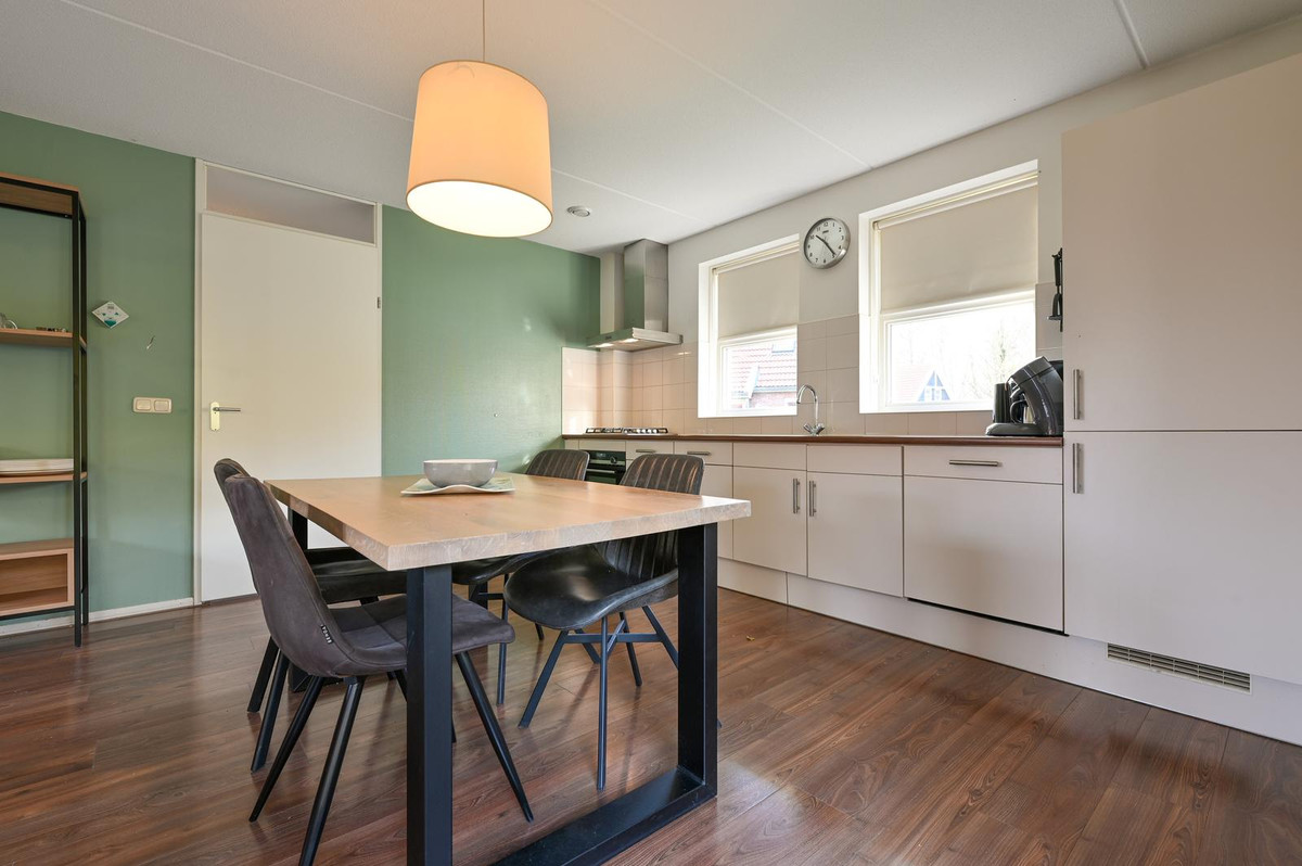 Twee-onder-één-kap te koop: Leuvenumse beek 12-1012, Biddinghuizen