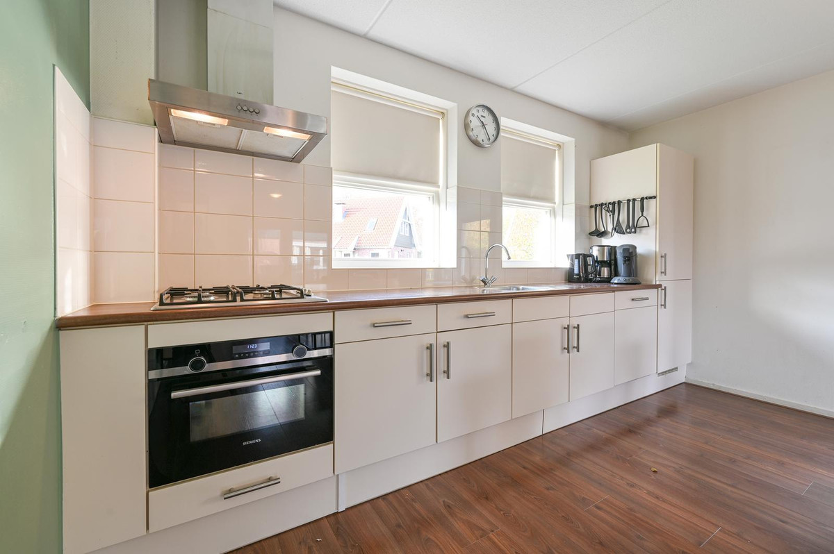 Twee-onder-één-kap te koop: Leuvenumse beek 12-1012, Biddinghuizen