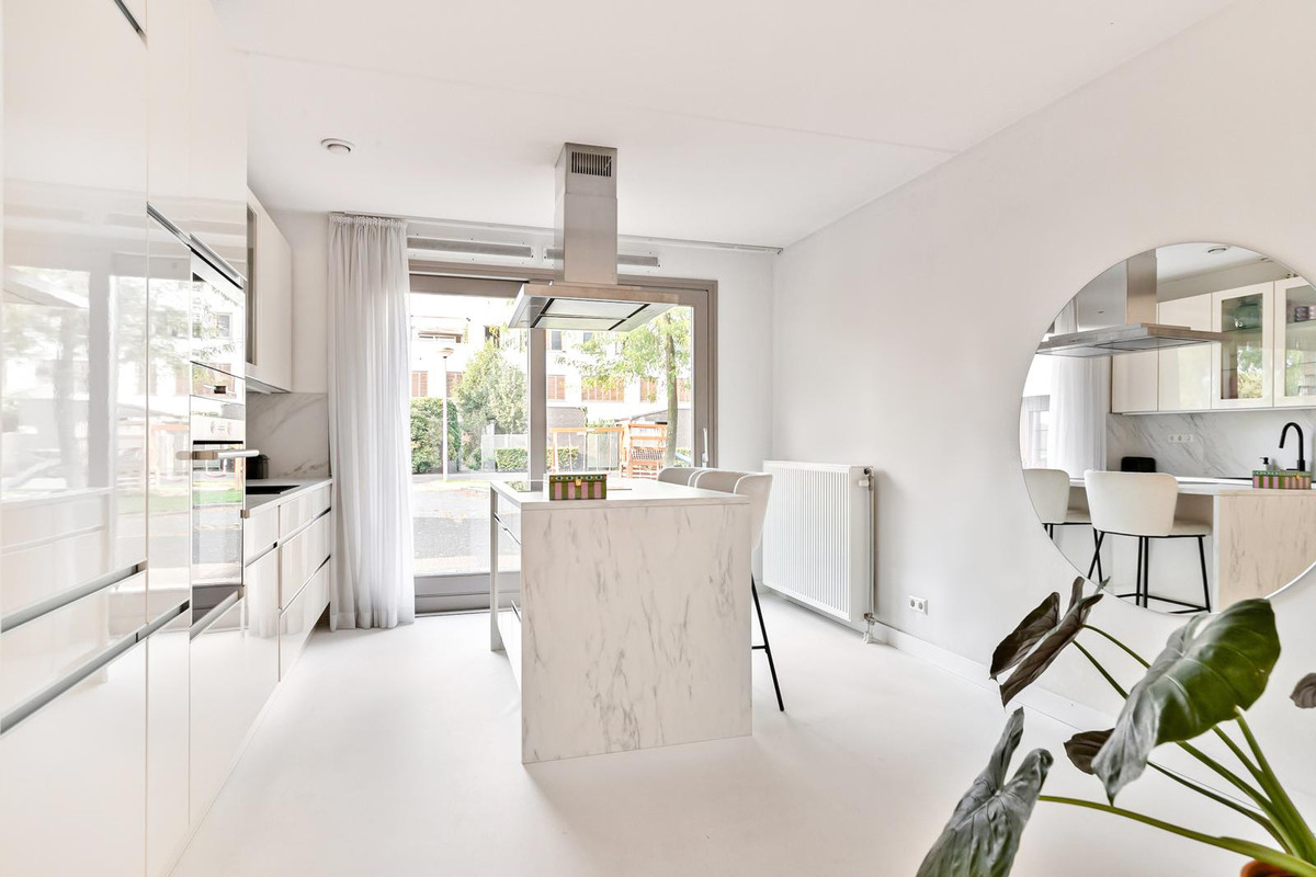 Appartement te koop: Wolbrantskerkweg 125, Amsterdam