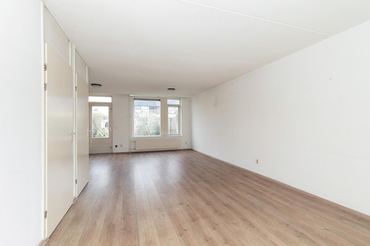 Tussenwoning te koop: Mantingestraat 35, Tilburg