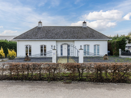 free-sector-houses for rent on Palmbrugweg 11