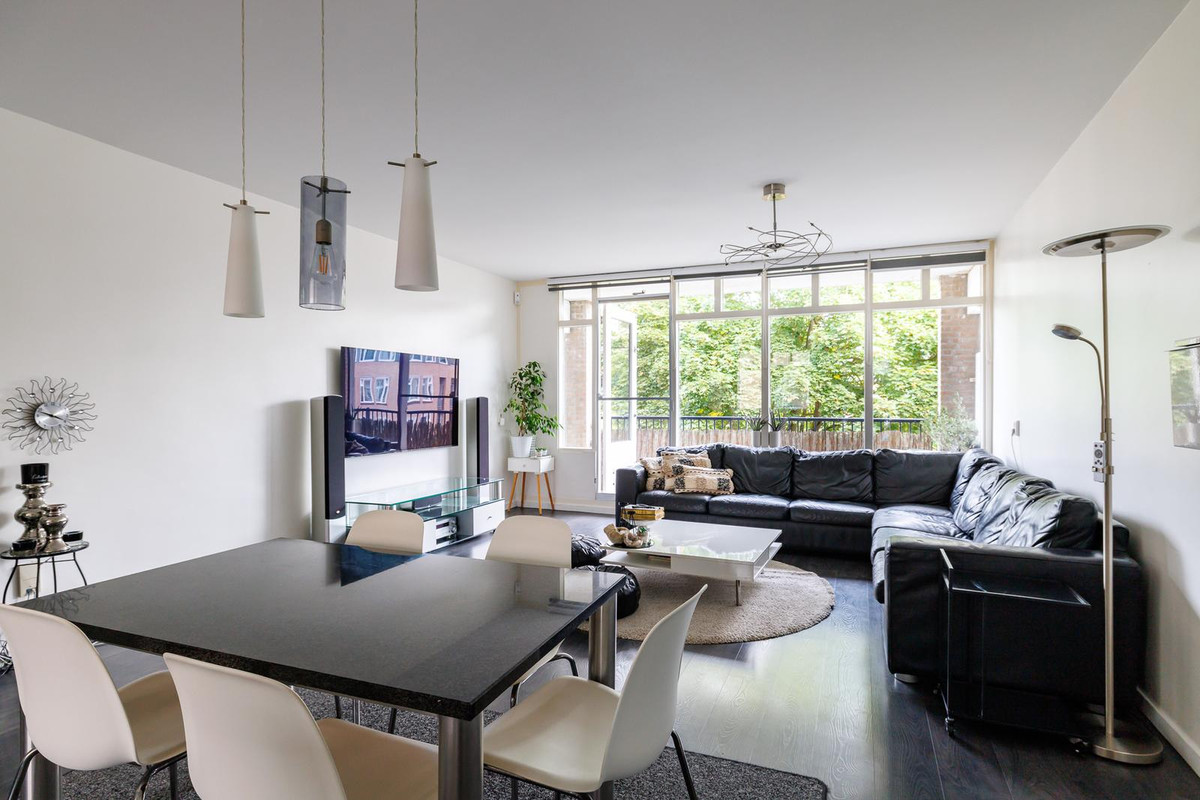 Appartement te koop: Zadelmakerstraat 33, Almere