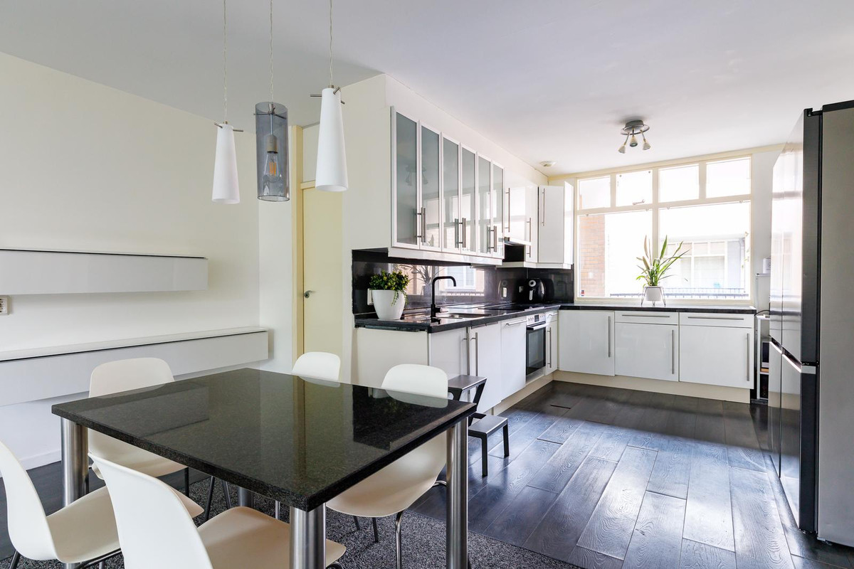 Appartement te koop: Zadelmakerstraat 33, Almere