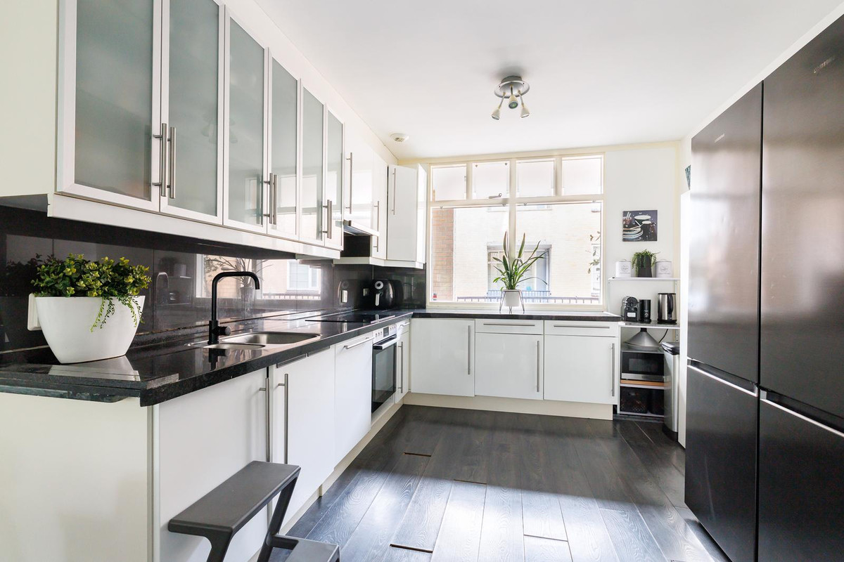 Appartement te koop: Zadelmakerstraat 33, Almere
