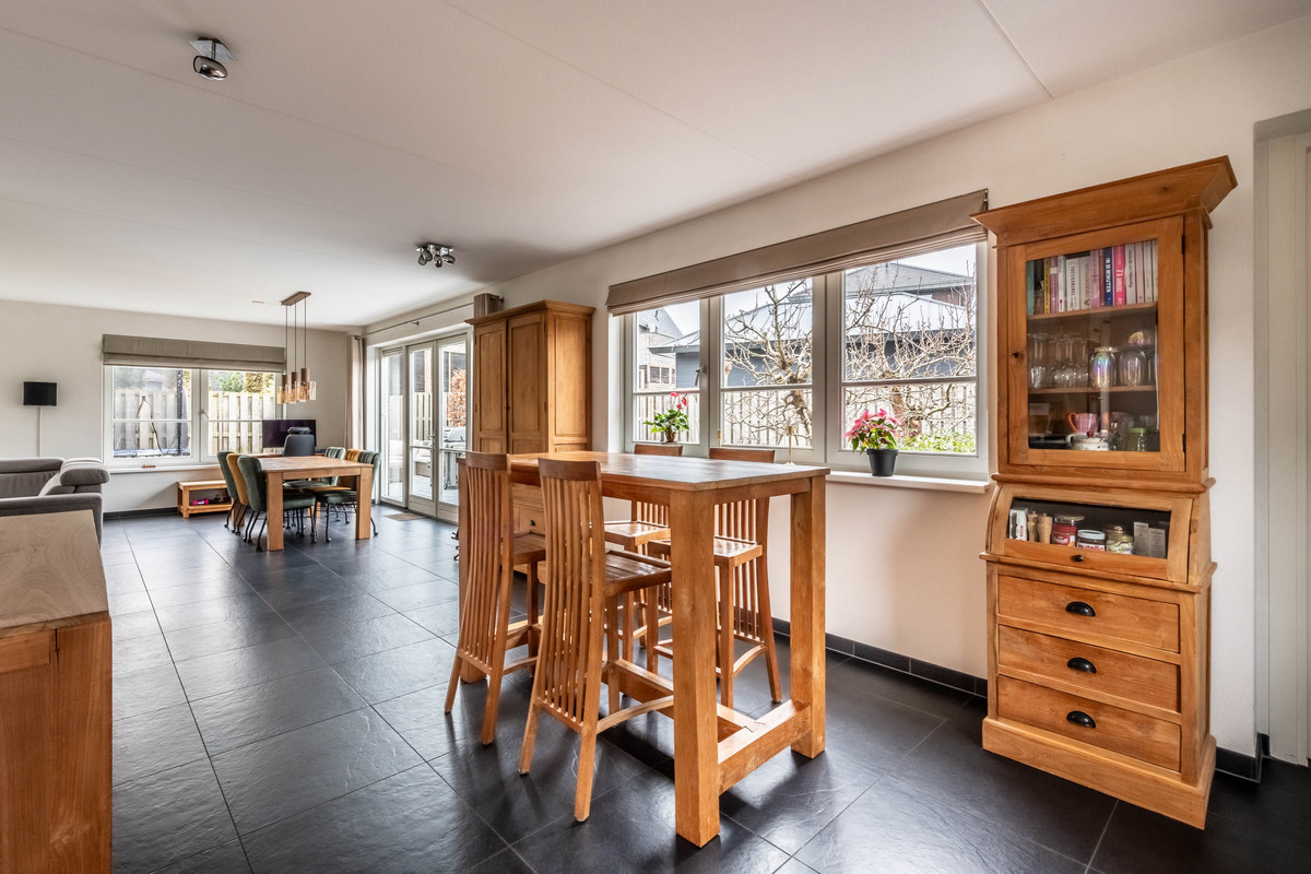 Vrijstaande woning te koop: Lisdoddestraat 98, Kudelstaart