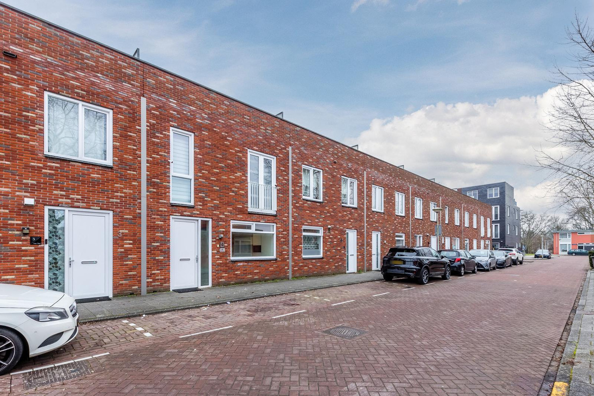 Tussenwoning te koop: Dudok de Withof 4, Amsterdam