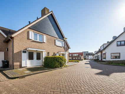 Esdoornstraat 4