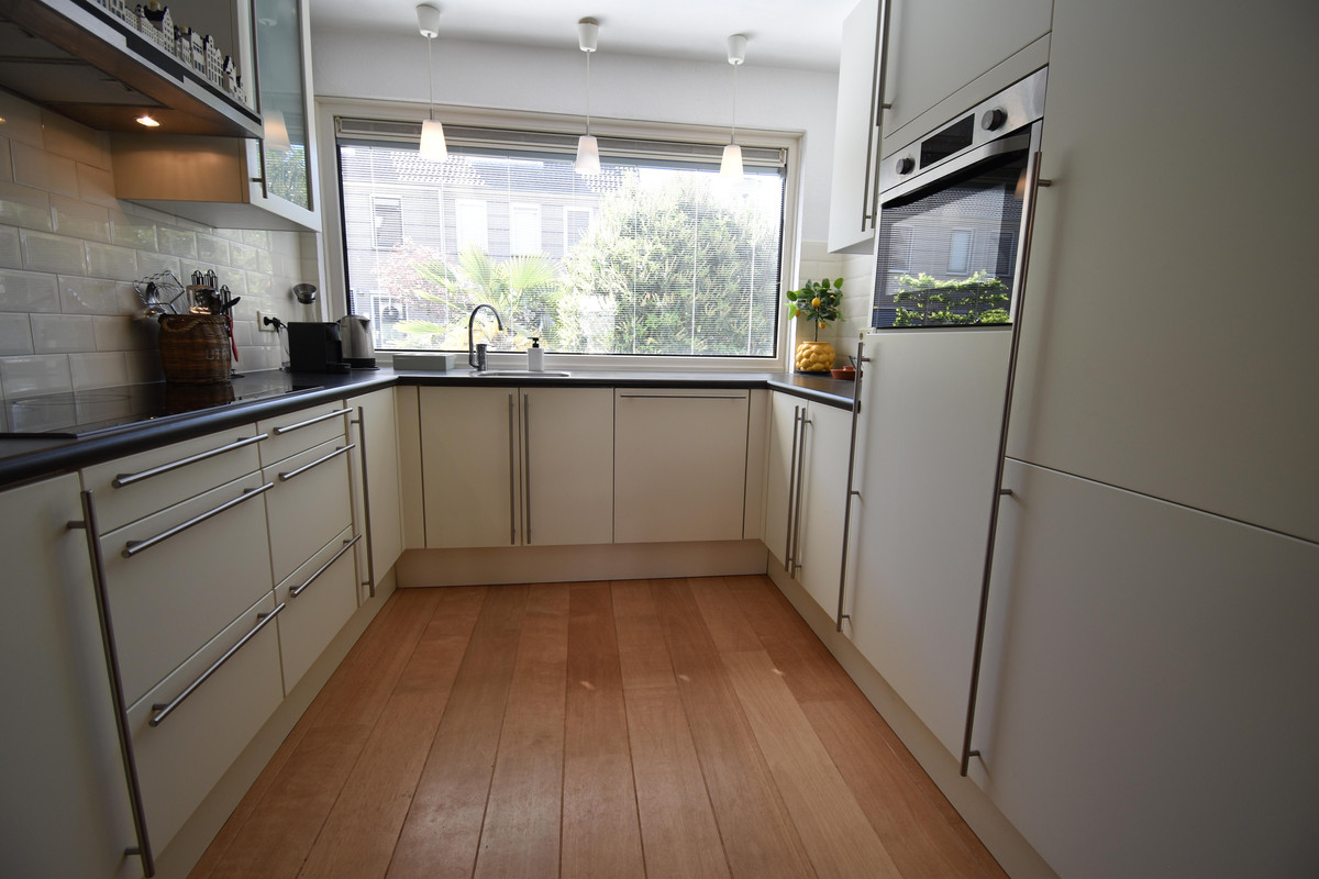 Hoekwoning te huur: Cornelis Edelmanstraat 13, Purmerend
