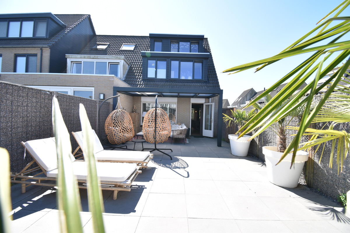 Hoekwoning te huur: Cornelis Edelmanstraat 13, Purmerend