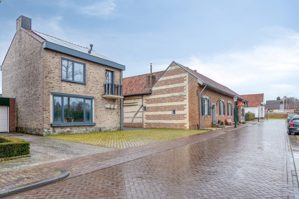 Hoekwoning te koop: Oudestraat 4, Amstenrade