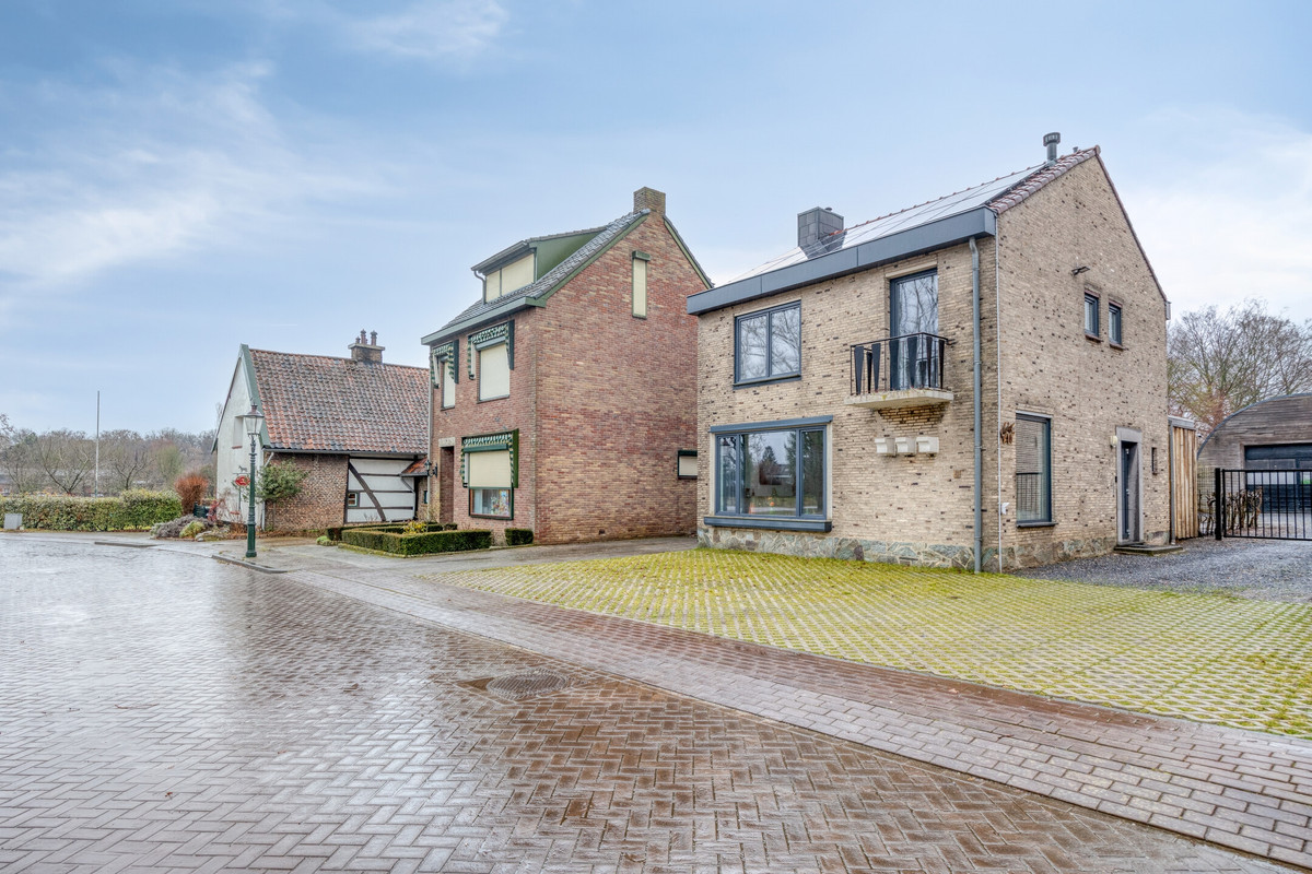 Hoekwoning te koop: Oudestraat 4, Amstenrade
