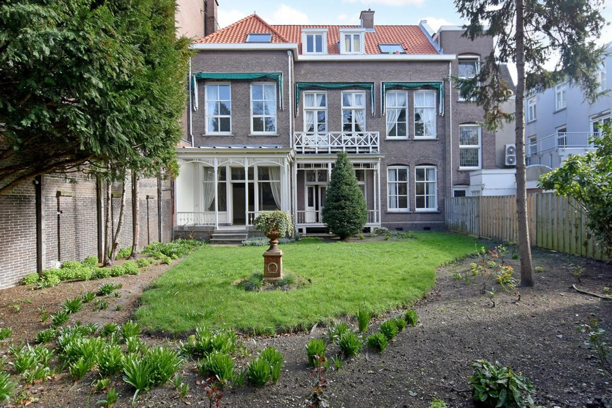 Noordeinde 38, Den Haag