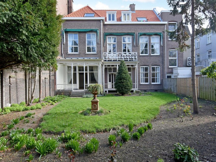private-rentals for rent on Noordeinde 38