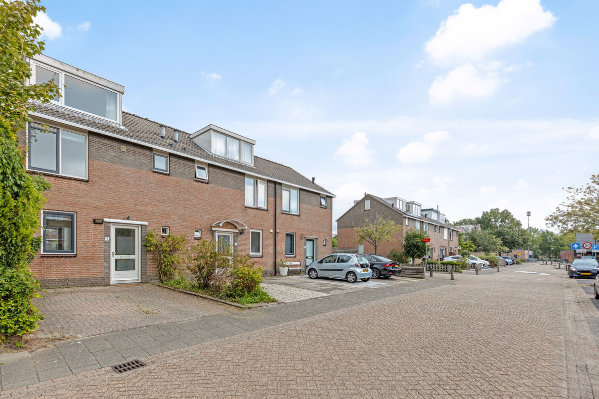 Jan Wolkerslaan 3, Oegstgeest