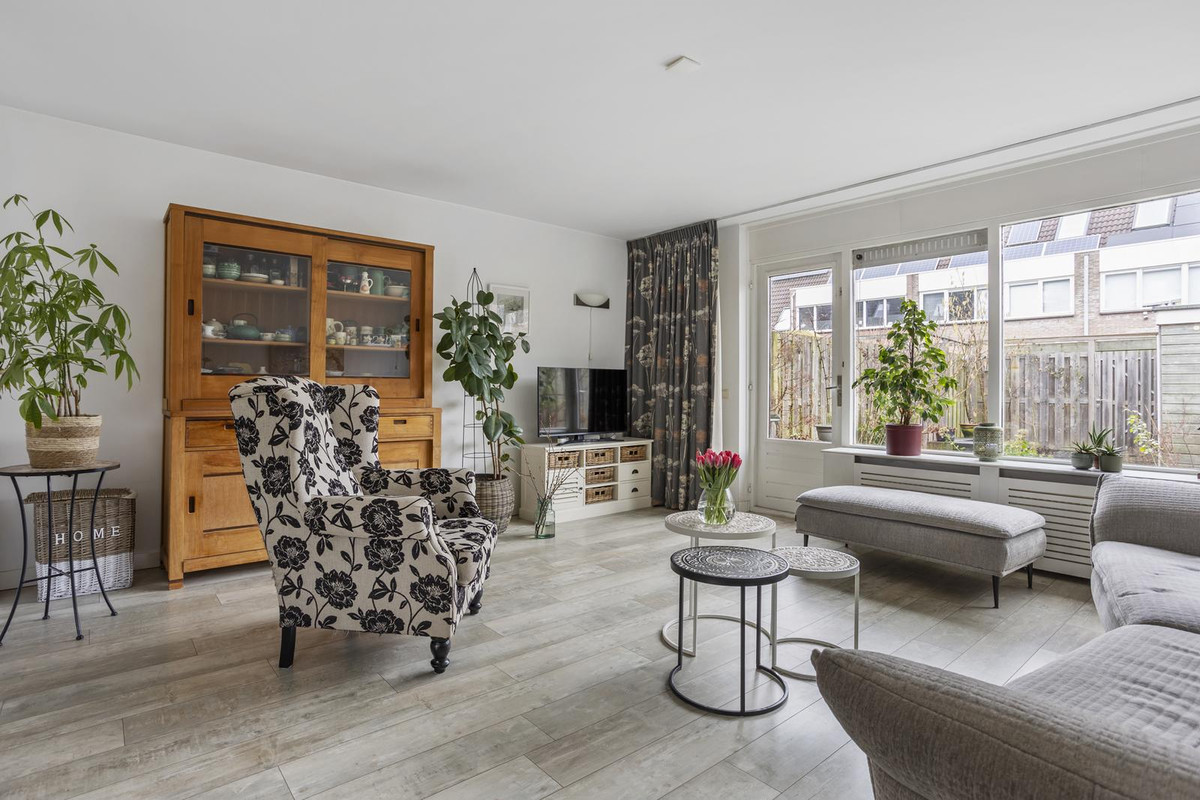 Hoekwoning te koop: Sneeuwwit 22, Zoetermeer
