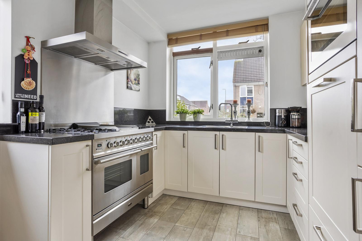Hoekwoning te koop: Sneeuwwit 22, Zoetermeer
