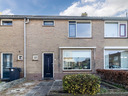 Esdoornstraat 18