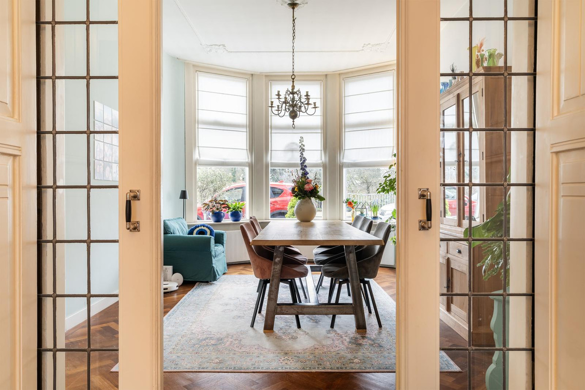 Tussenwoning te koop: Kranenburgweg 27, 'S-Gravenhage