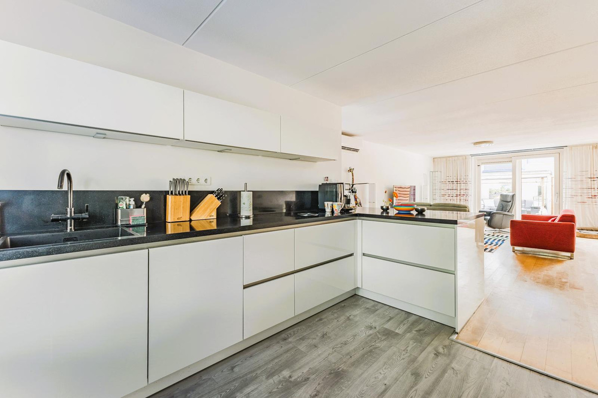 Hoekwoning te koop: Marshallsingel 33, Amstelveen